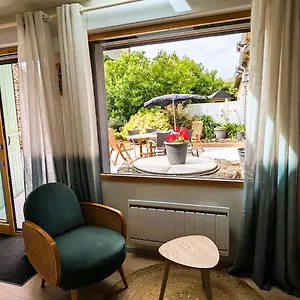 La - A Deux Pas Du Sentier Des Douaniers Bed & Breakfast